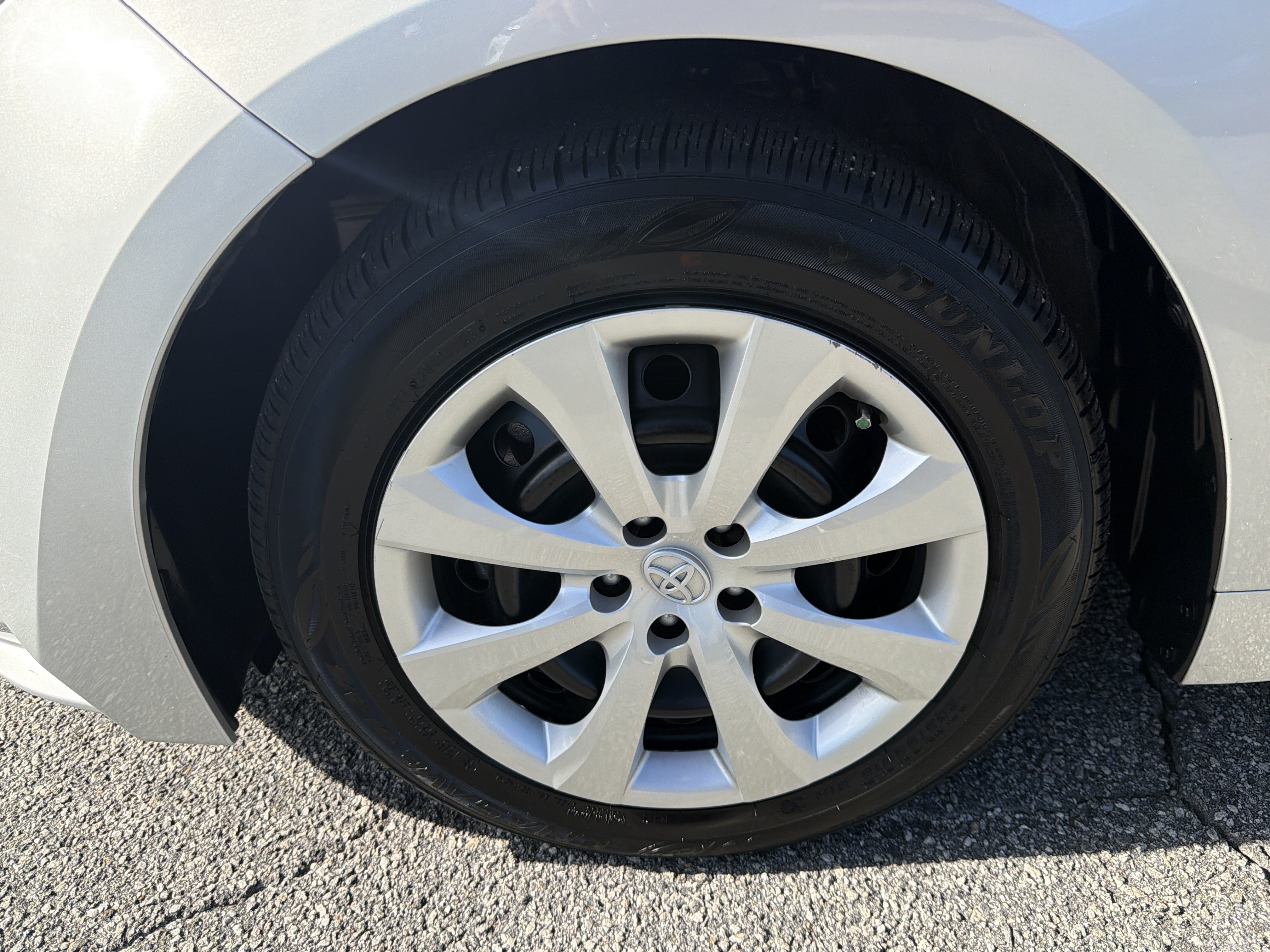 Certified 2025 Toyota Corolla LE w/ Convenience Package FWD image 21