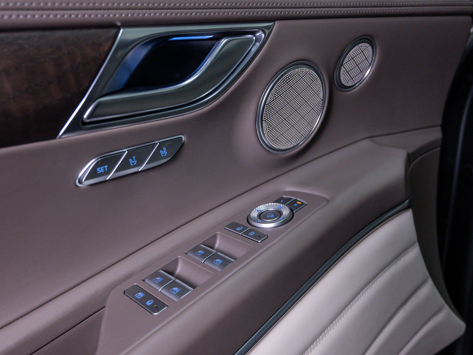 Used 2023 Genesis GV80 3.5T Prestige w/ Prestige Package image 18