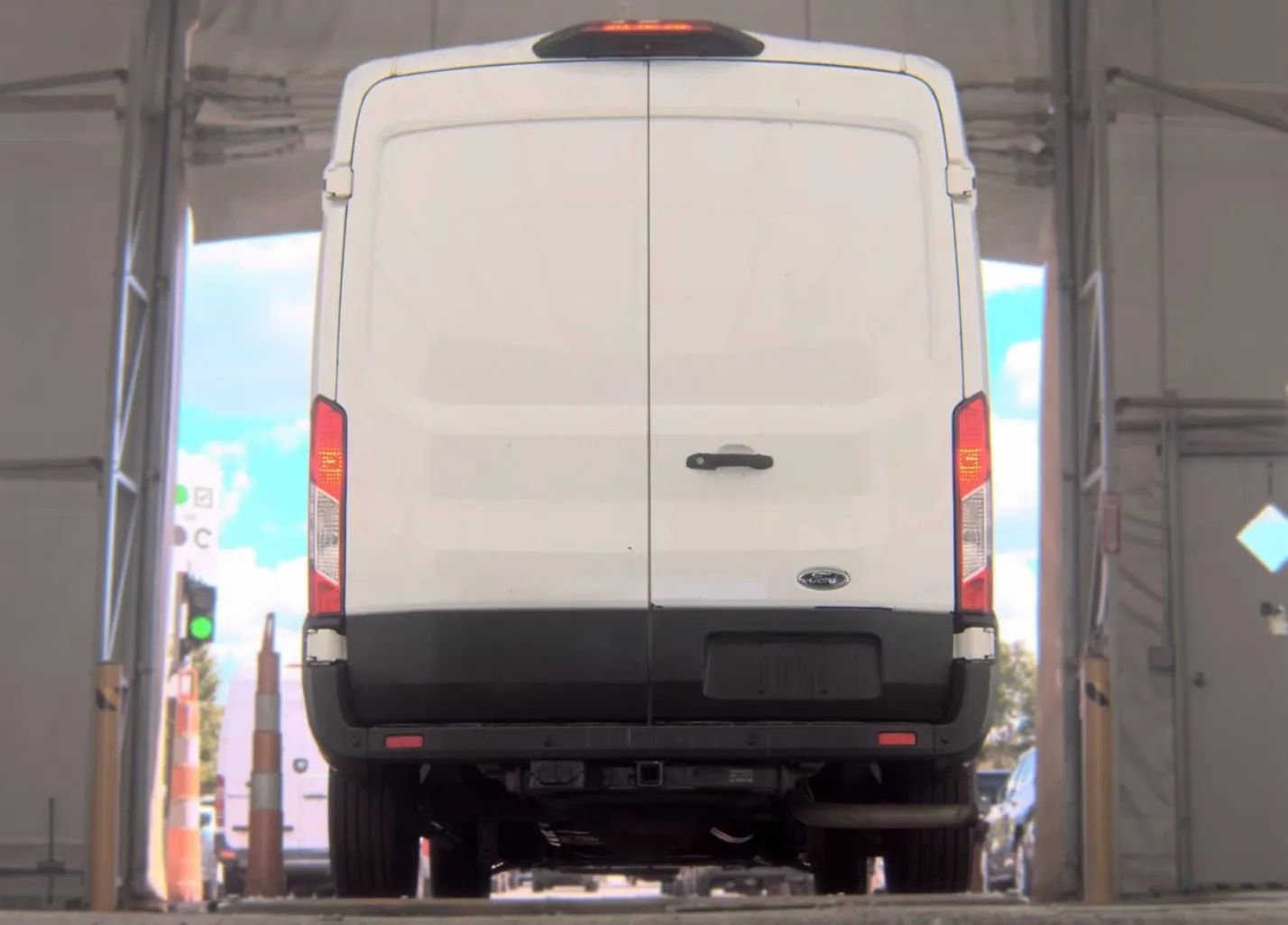 Used 2021 Ford Transit 350 Medium Roof RWD image 3