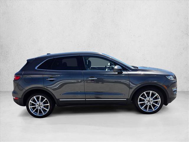 Used 2019 Lincoln MKC Reserve w/ MKC Climate Package FWD image 4