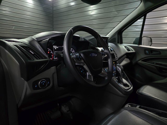 Used 2022 Ford Transit Connect XL image 13
