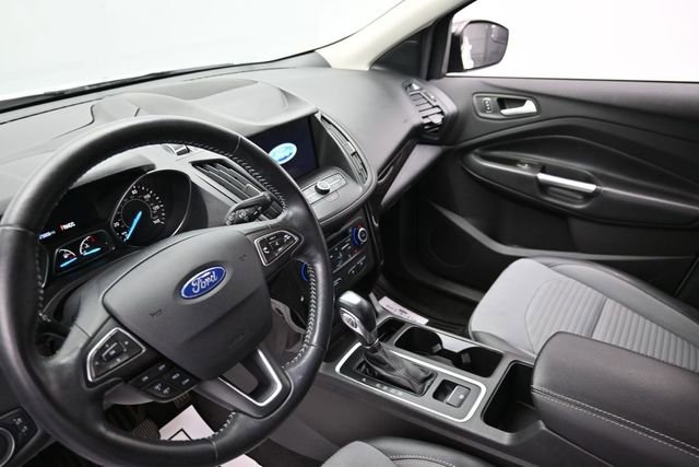 Certified 2019 Ford Escape SE FWD image 24