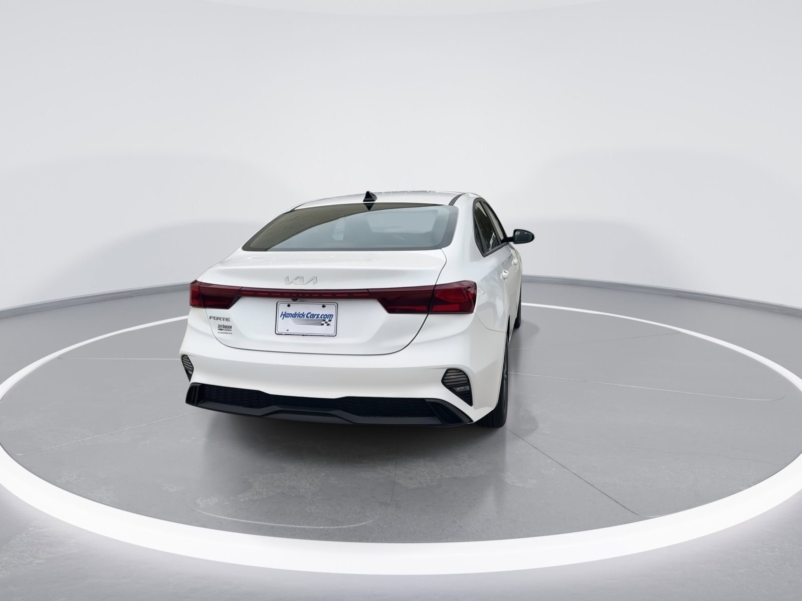 Used 2024 Kia Forte LXS image 8