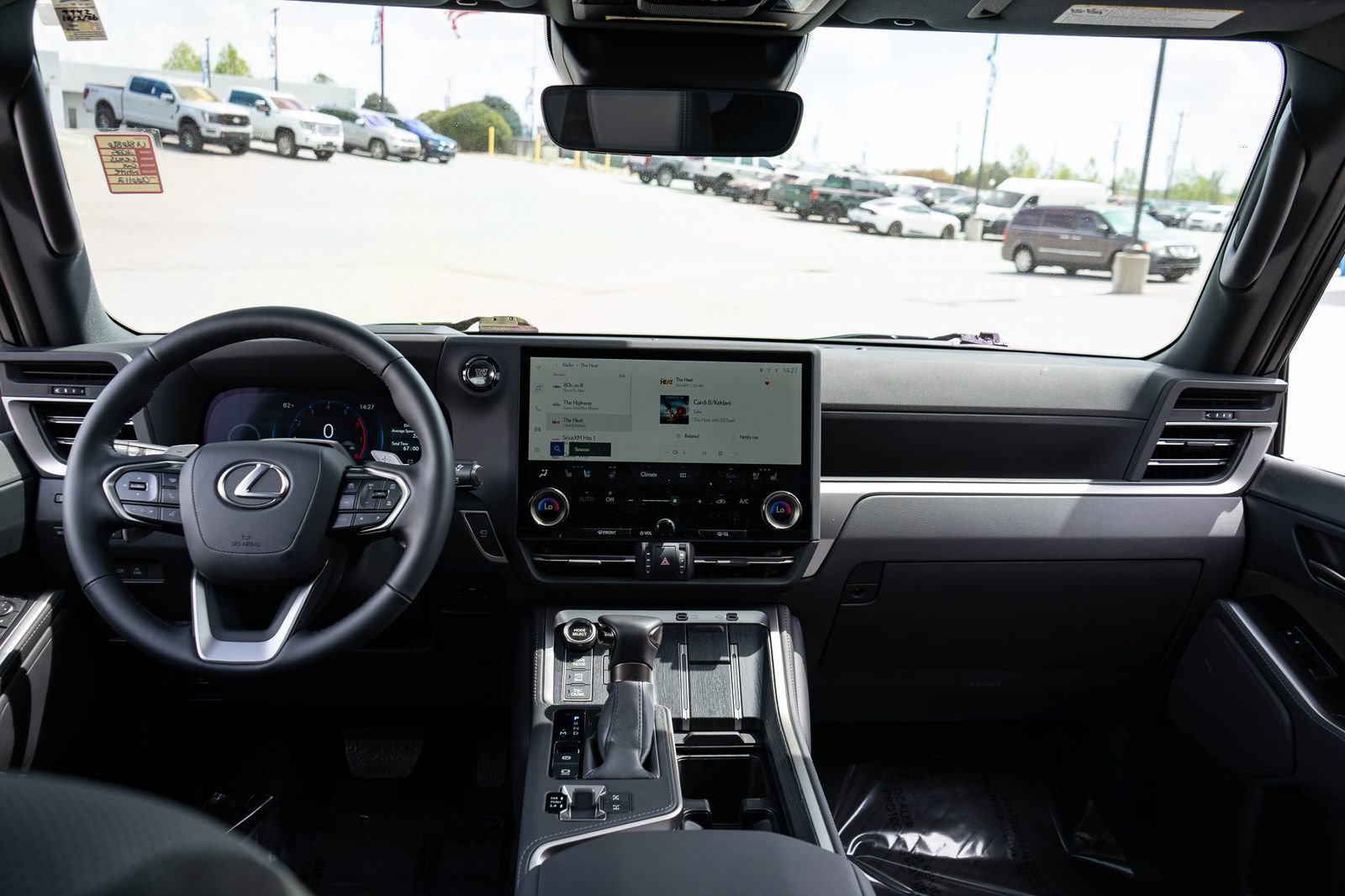 Used 2025 Lexus GX 550 AWD/4WD image 30
