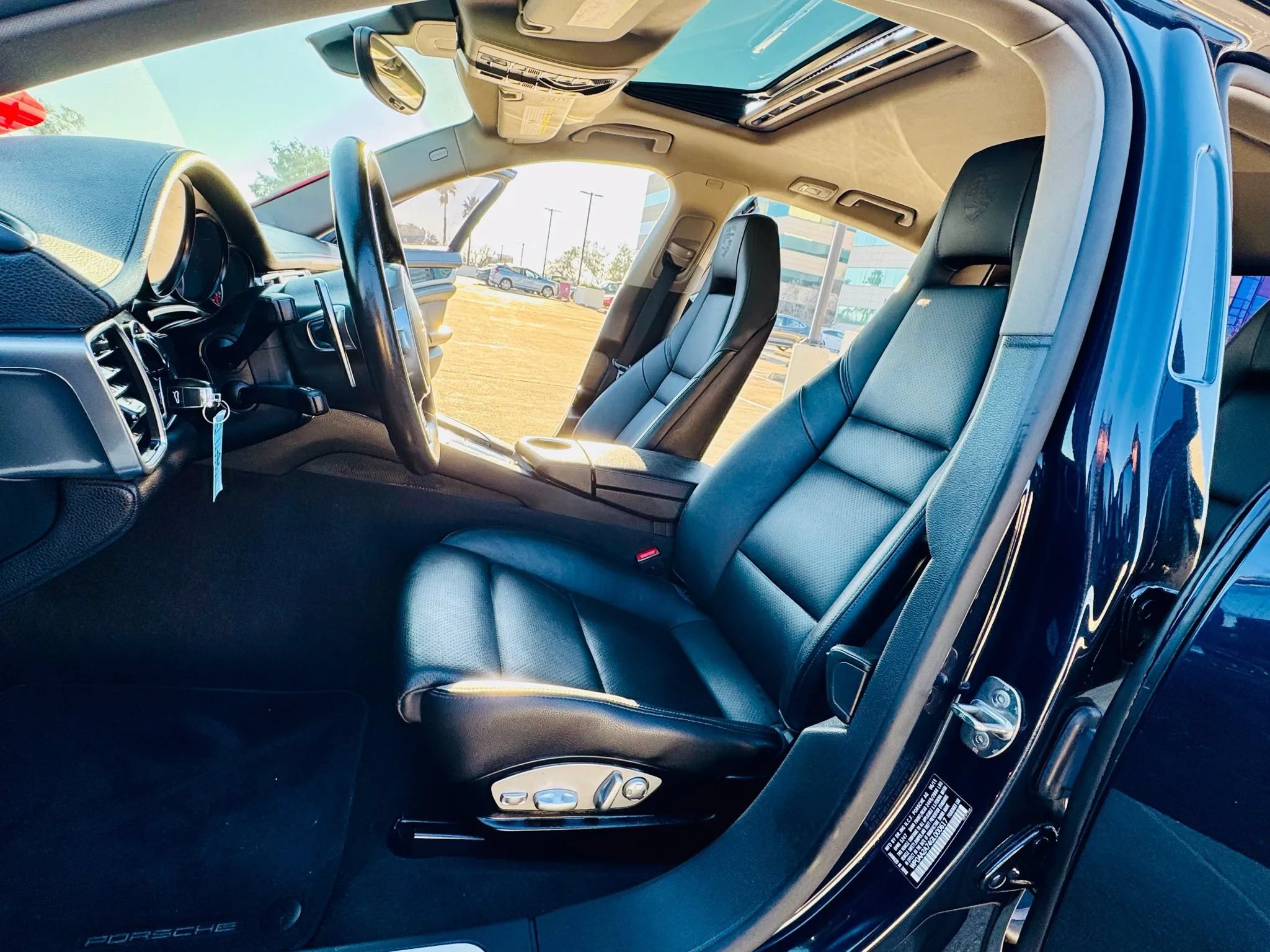 Used 2016 Porsche Panamera Edition RWD image 35