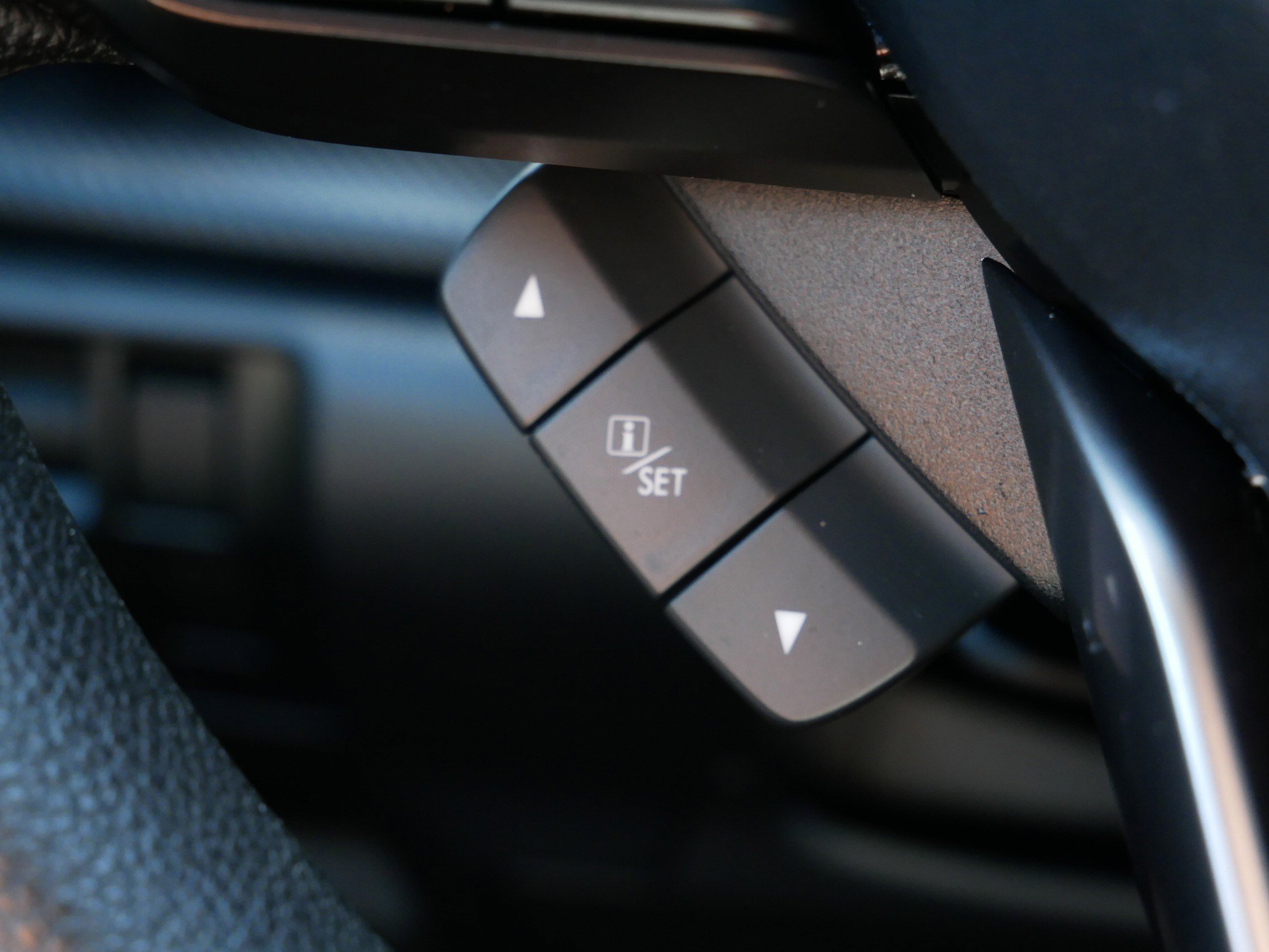 Used 2023 Subaru Crosstrek 2.0i image 30