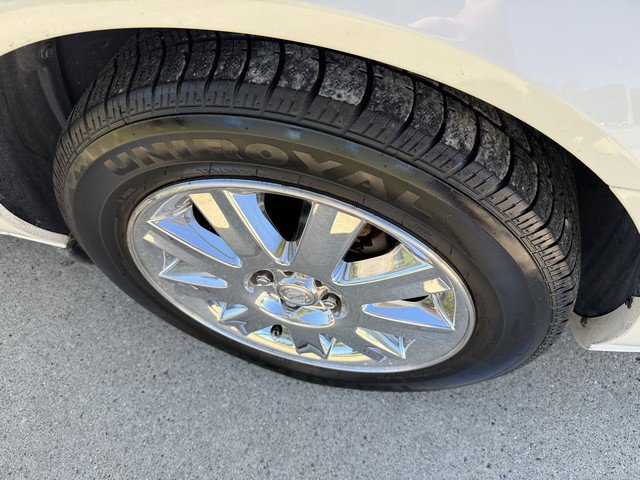 Used 2006 Chrysler Sebring Limited image 38