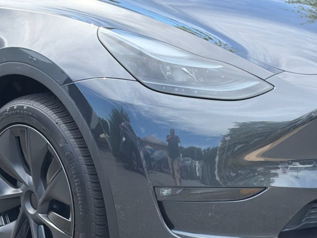 Used 2025 Tesla Model Y Long Range AWD/4WD image 10