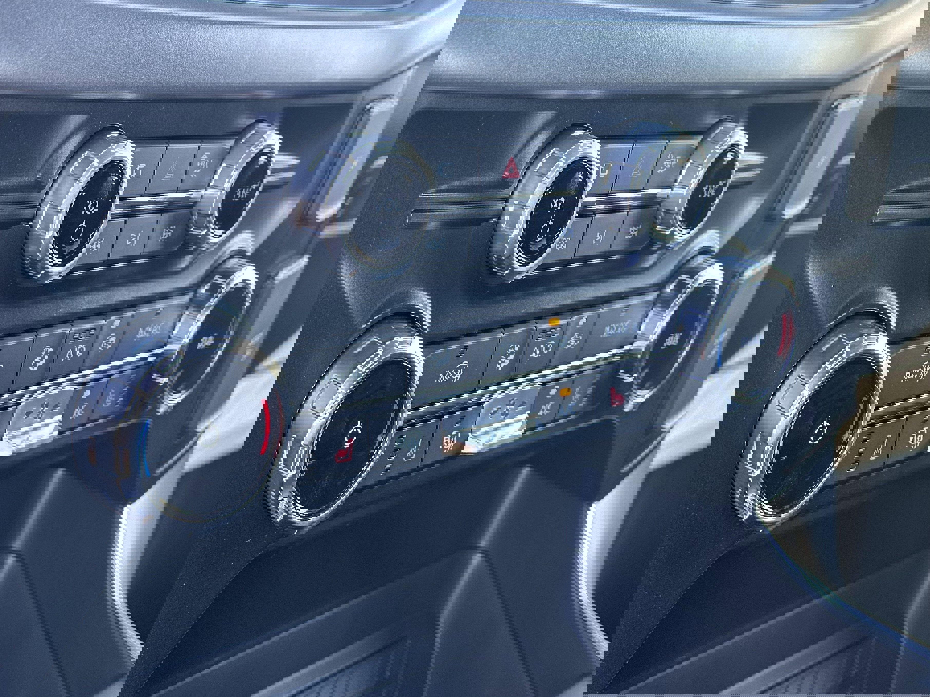 New 2025 Ford F150 XLT w/ Equipment Group 302A MID image 21