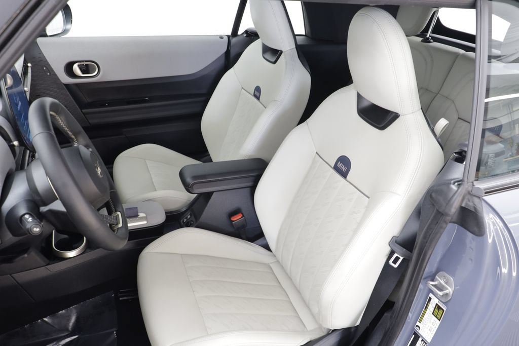 Certified 2025 MINI Cooper S FWD image 12