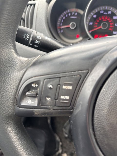 Used 2012 Kia Forte EX image 28