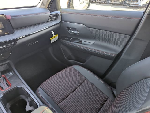 New 2026 Nissan Kicks SR image 16