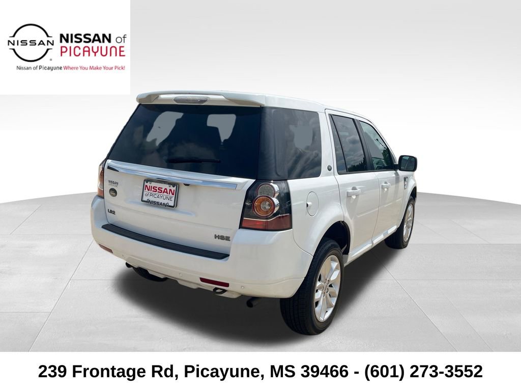Used 2014 Land Rover LR2 AWD/4WD image 5