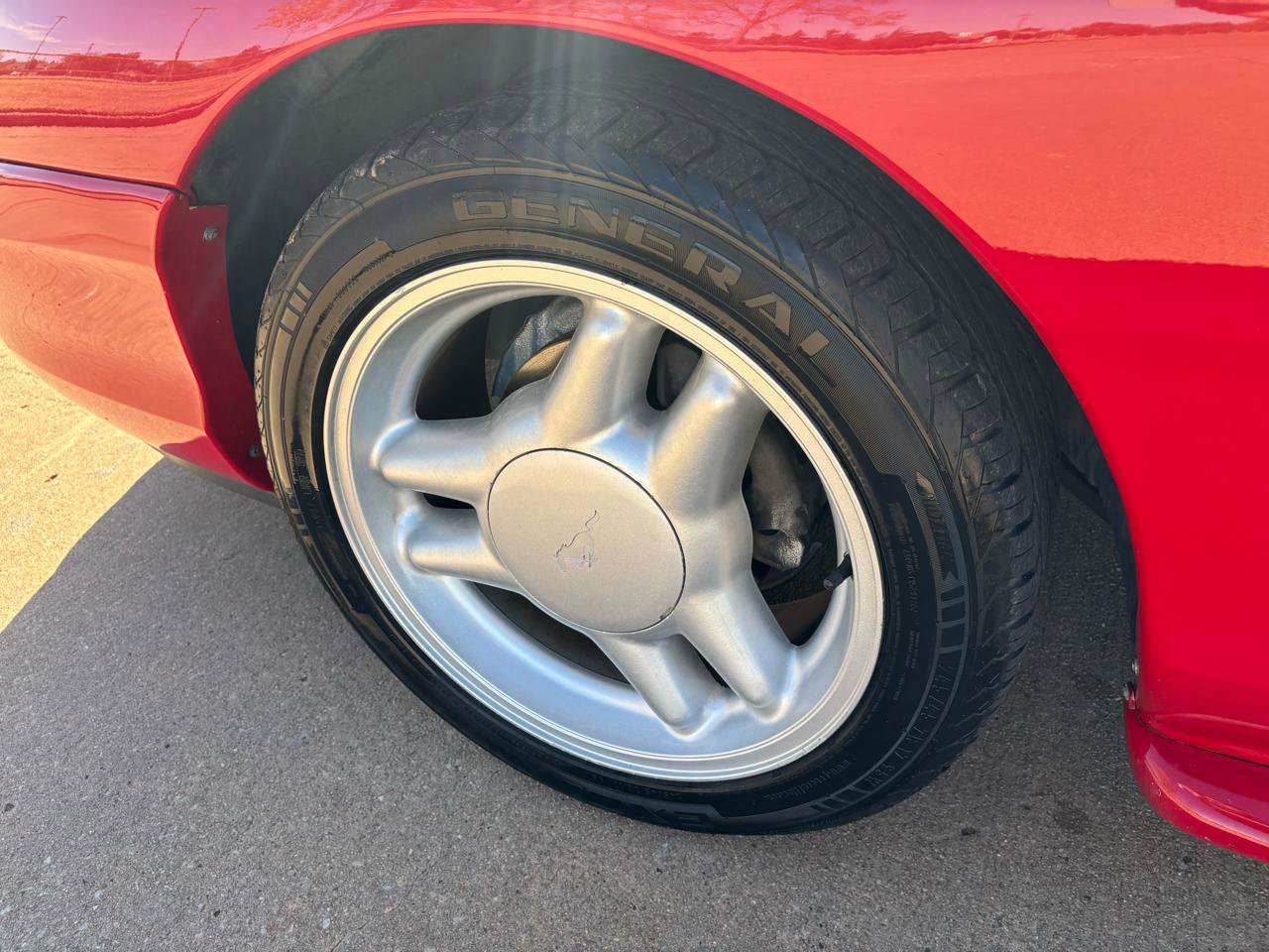 Used 1994 Ford Mustang GT RWD image 26