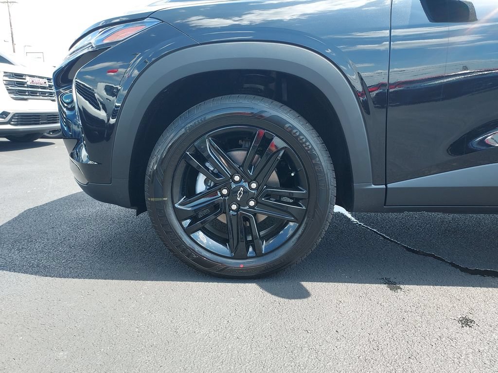 New 2026 Chevrolet Trax ACTIV w/ Driver Confidence Package FWD image 24