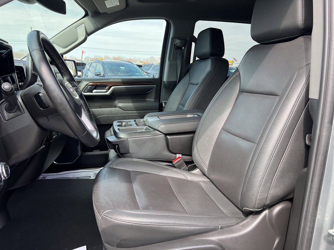 Used 2025 GMC Sierra 1500 SLT image 17