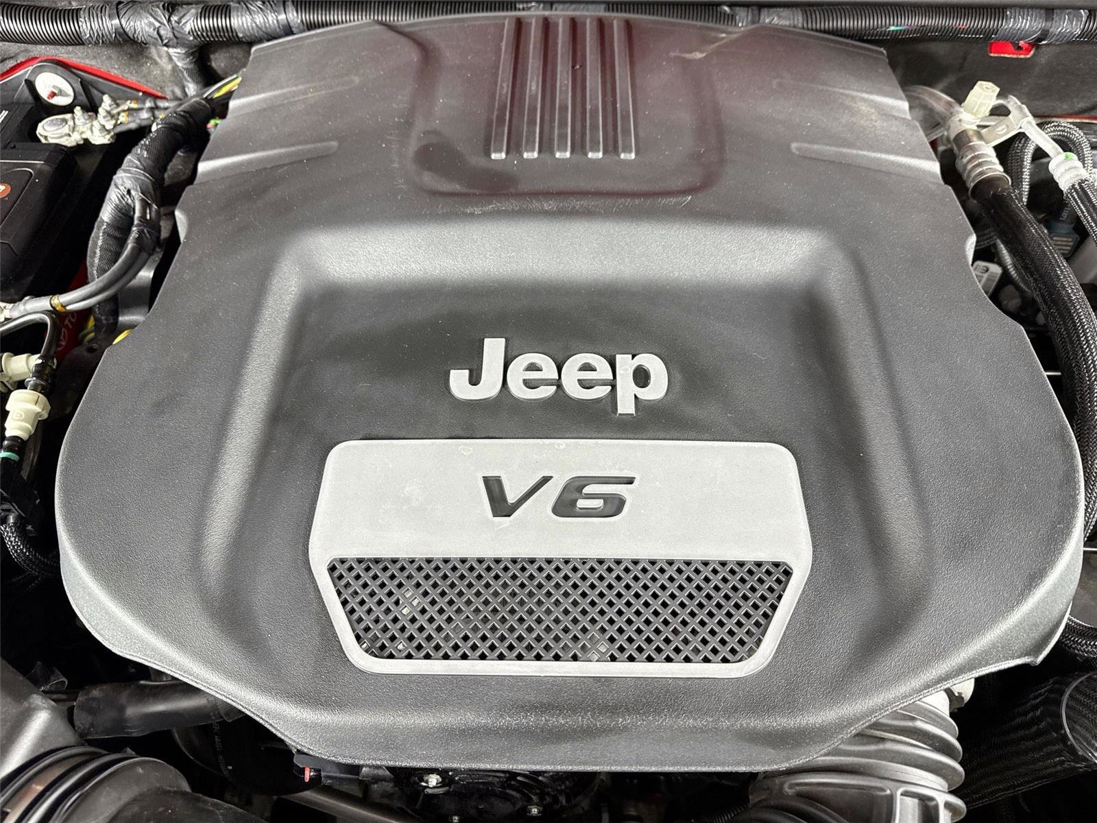 Used 2017 Jeep Wrangler Sahara w/ Connectivity Group image 51