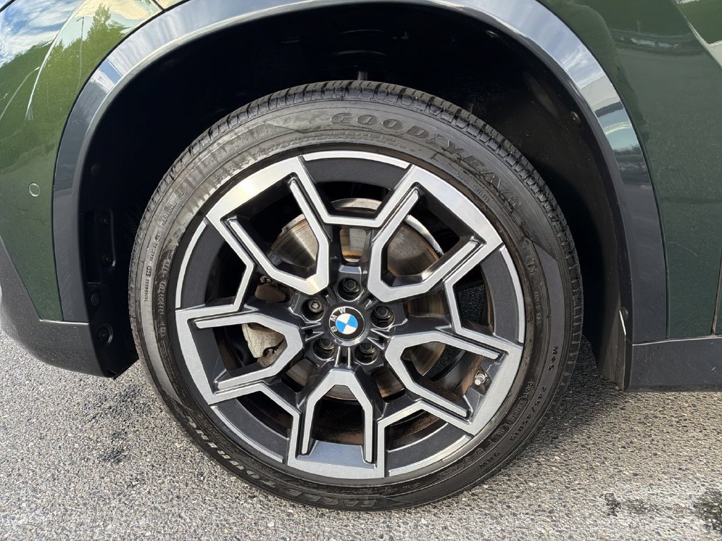 Used 2023 BMW X1 xDrive28i w/ Convenience Package AWD/4WD image 16