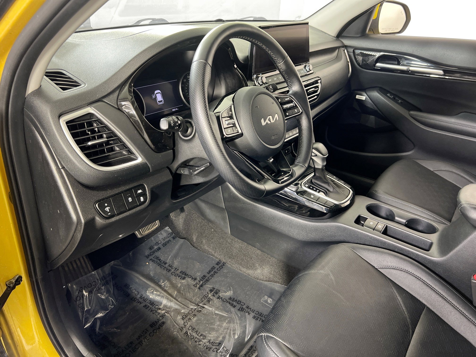 Used 2022 Kia Seltos SX w/ Sunroof Package AWD/4WD image 9