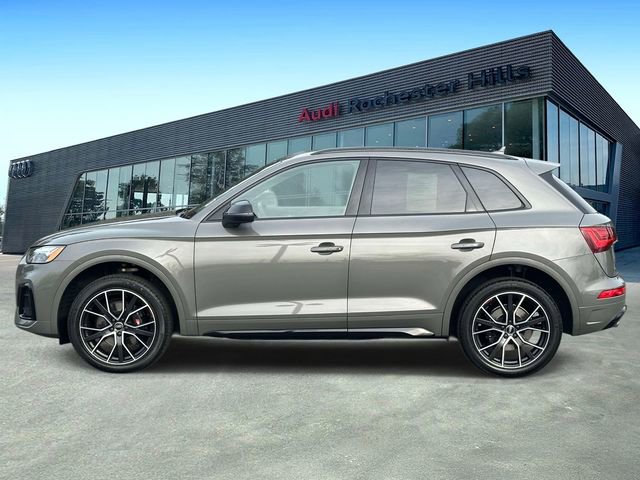 Used 2023 Audi SQ5 Premium Plus w/ Premium Plus Package image 2