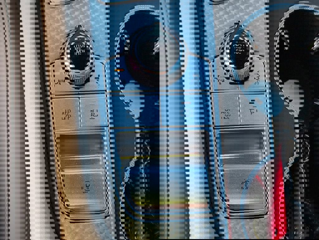 Used 2022 Genesis G70 3.3T image 22