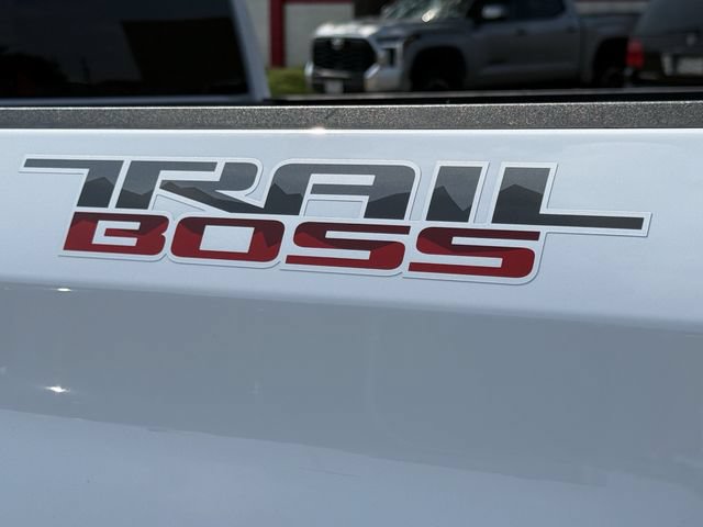 Used 2024 Chevrolet Silverado 1500 LT Trail Boss w/ Protection Package AWD/4WD image 10