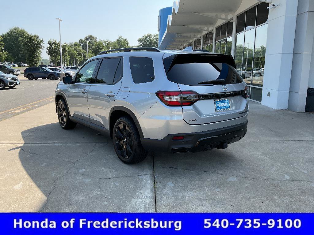 Certified 2026 Honda Pilot Black Edition image 3