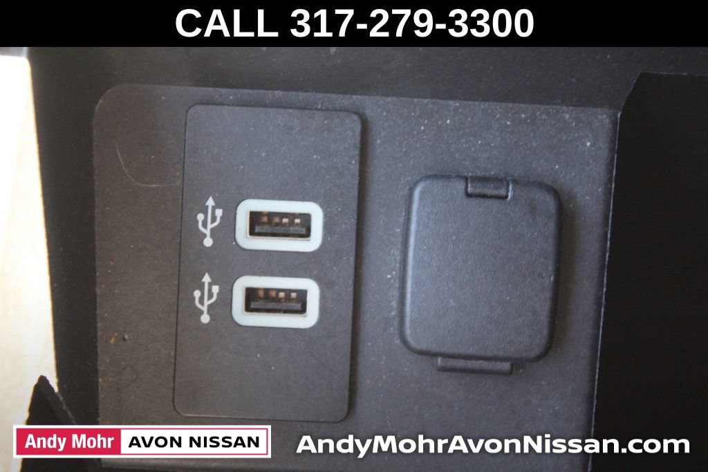 Used 2017 Ford Expedition EL Limited w/ Equipment Group 301A AWD/4WD image 47