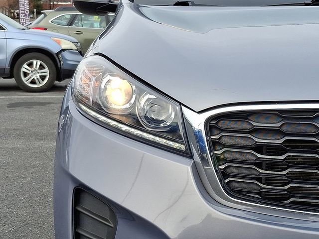 Used 2020 Kia Sorento LX image 9