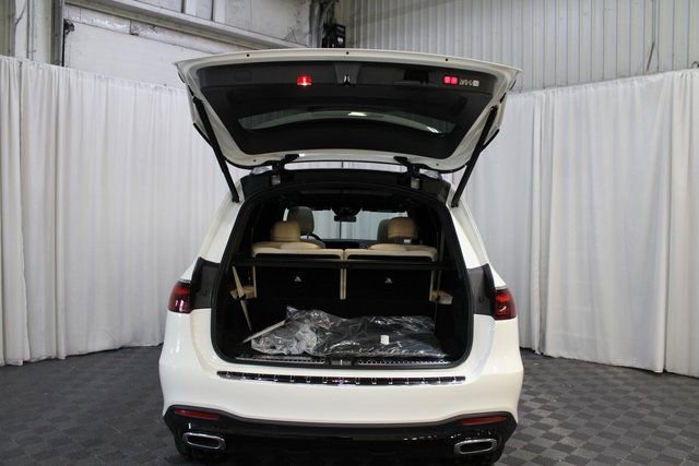 New 2026 Mercedes-Benz GLS 450 4MATIC image 7