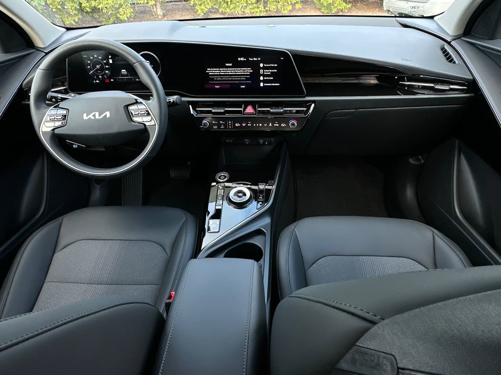 New 2026 Kia Niro Wind FWD image 17