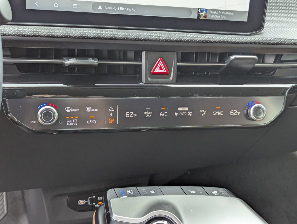 New 2026 Kia EV6 Wind RWD image 25
