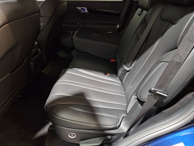 Used 2025 Genesis GV80 2.5T Standard image 13