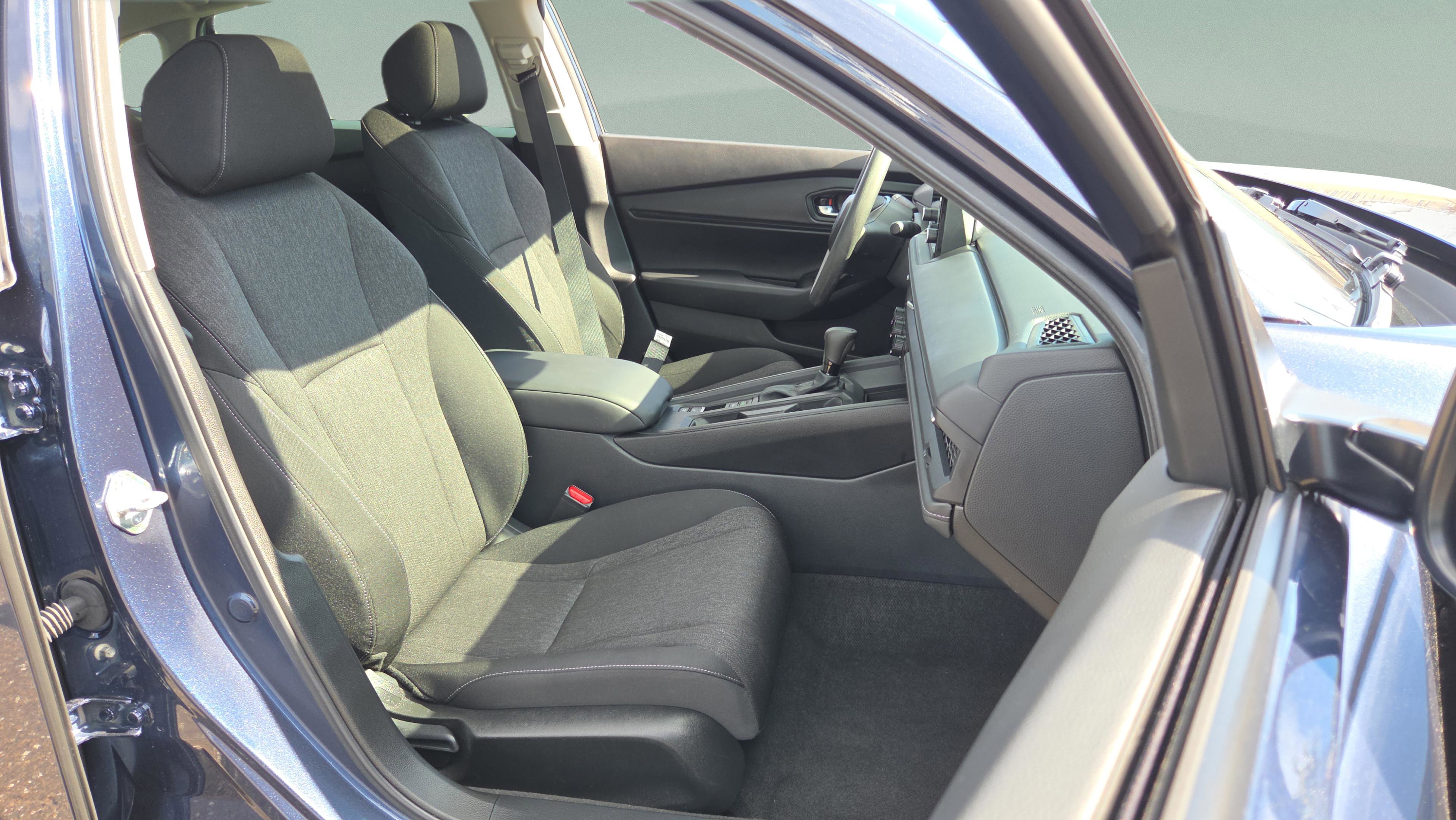 Certified 2025 Honda Accord SE image 25