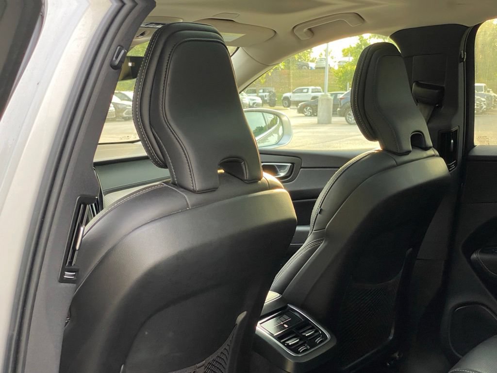 Used 2021 Volvo XC60 T5 Inscription FWD image 27