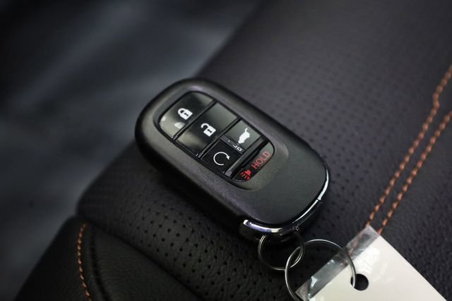 Used 2025 Honda CR-V Sport-L image 32