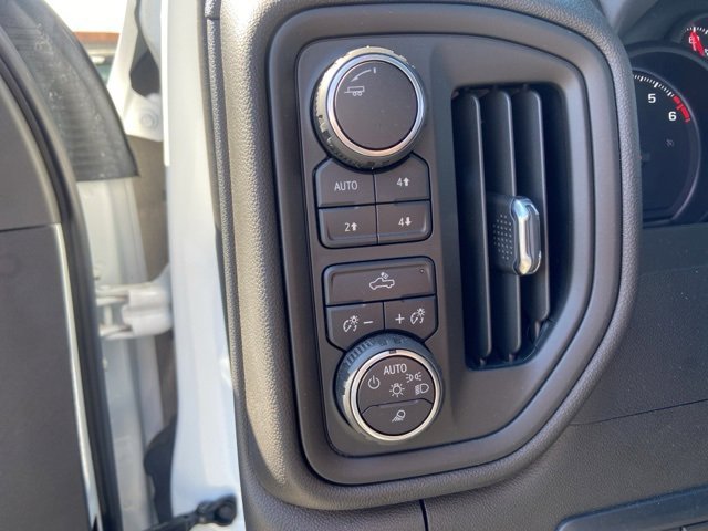 Used 2022 Chevrolet Silverado 2500 W/T w/ WT Convenience Package image 11