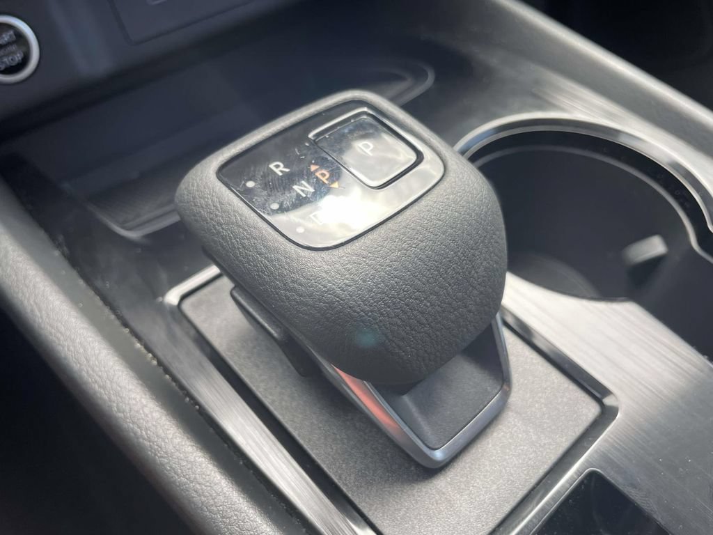 Used 2023 Nissan Rogue SV AWD/4WD image 25