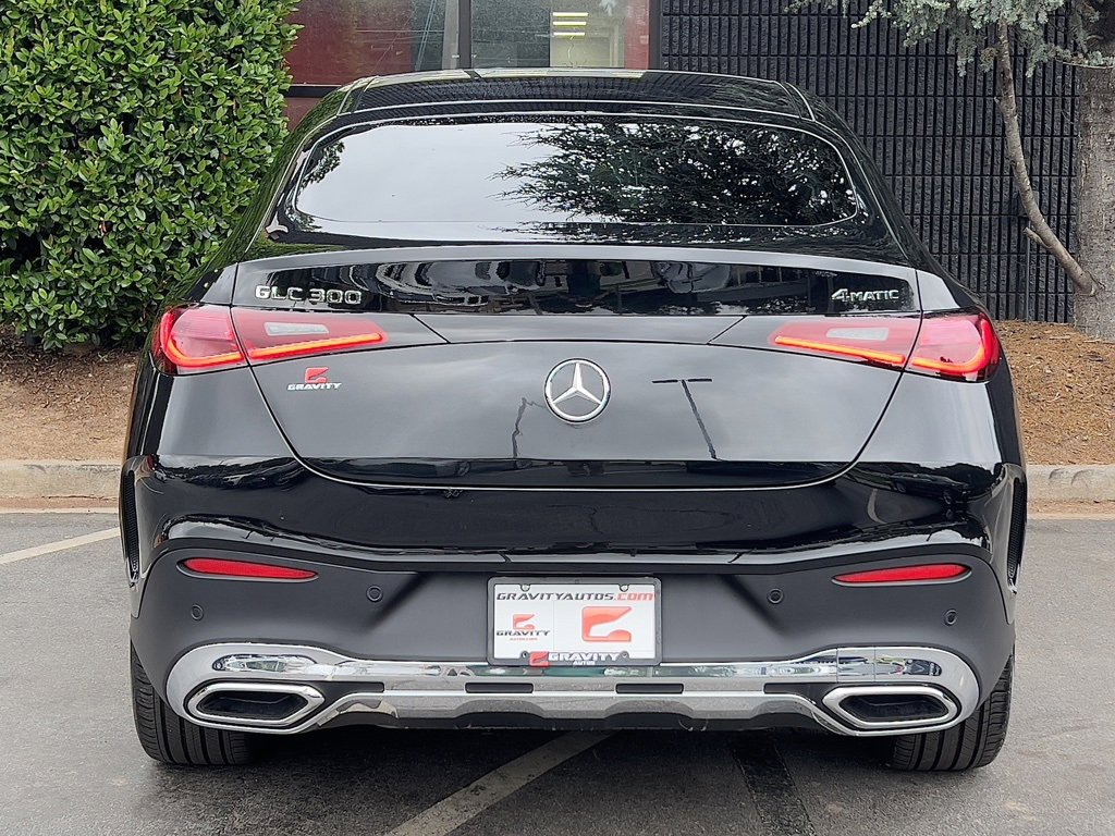 Used 2025 Mercedes-Benz GLC 300 4MATIC w/ AMG Line image 13