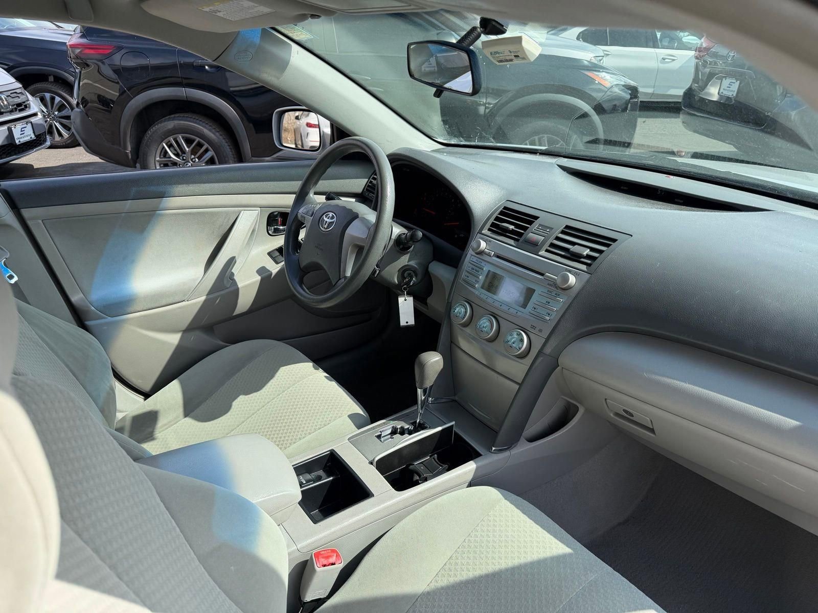 Used 2009 Toyota Camry LE image 10