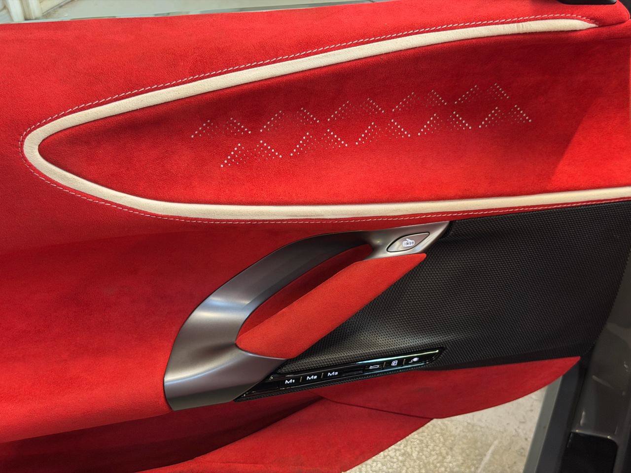 Used 2022 Ferrari SF90 Spider AWD/4WD image 16
