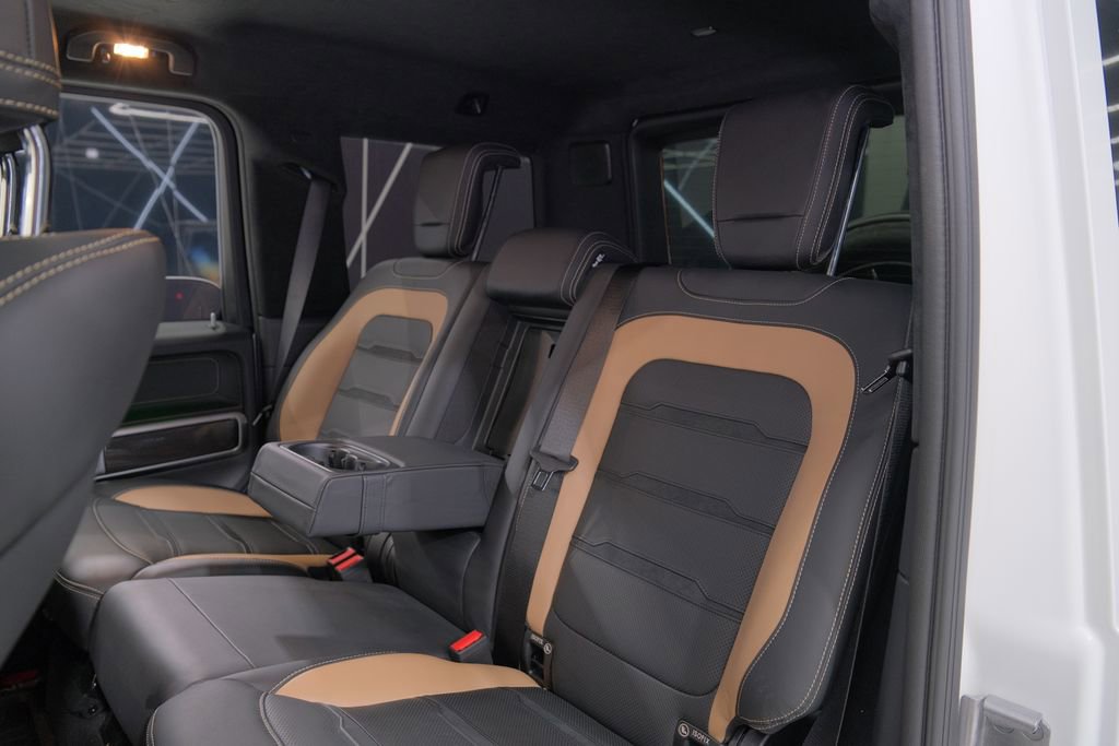 Used 2025 Mercedes-Benz G 63 AMG 4MATIC image 31