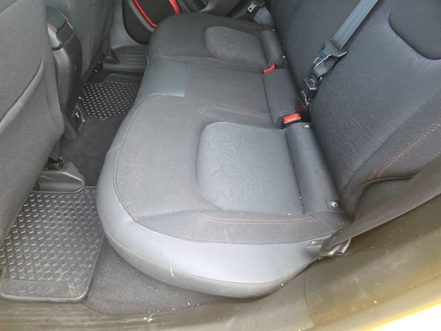 Used 2016 Jeep Renegade Trailhawk AWD/4WD image 28