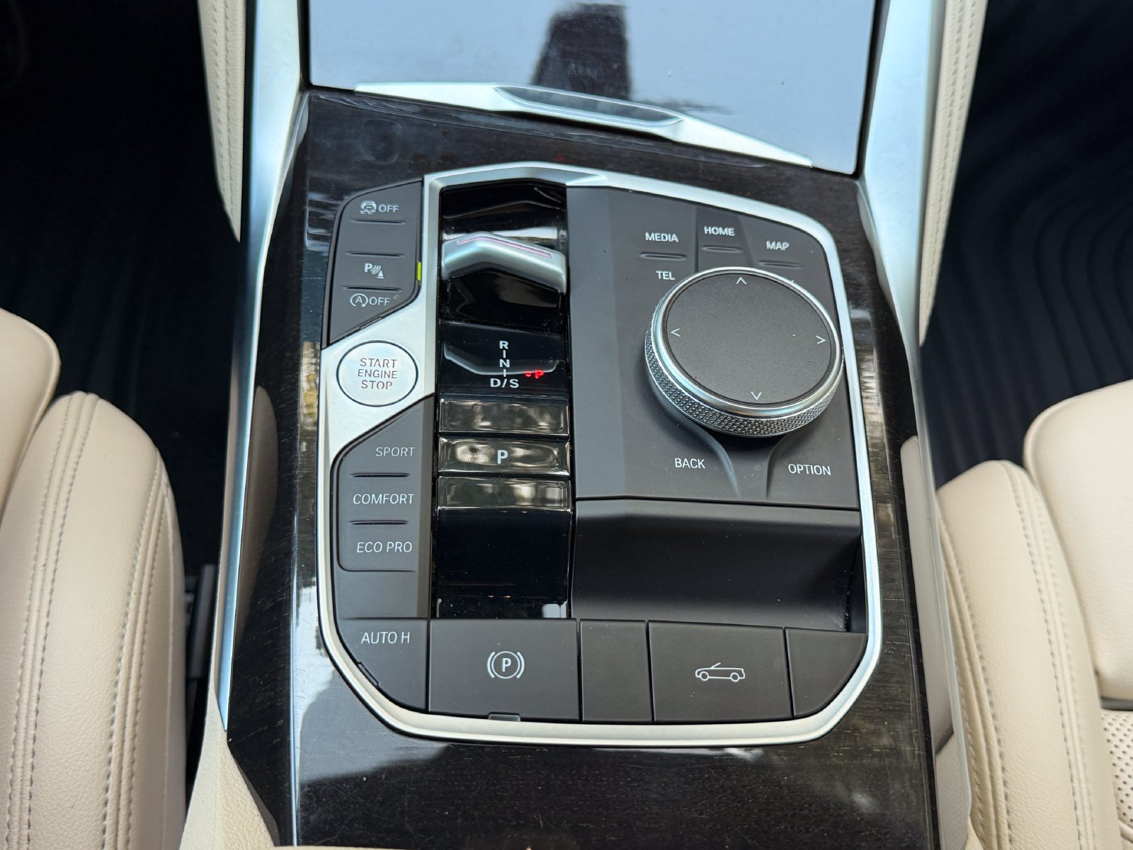 Used 2024 BMW 430i Convertible w/ M Sport Package RWD image 21