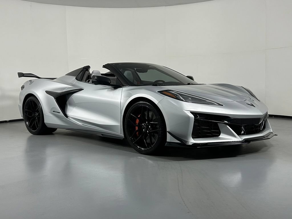 Used 2026 Chevrolet Corvette Z06 RWD image 1