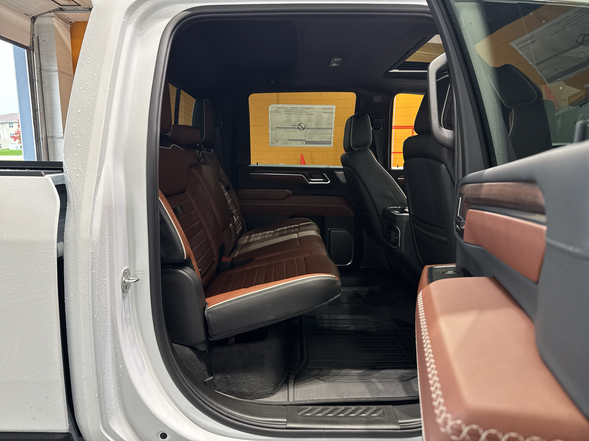 New 2026 GMC Sierra 2500 Denali Ultimate AWD/4WD image 23