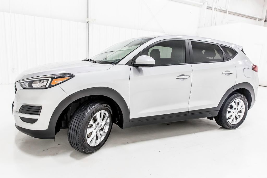 Used 2020 Hyundai Tucson SE w/ Cargo Package FWD image 3