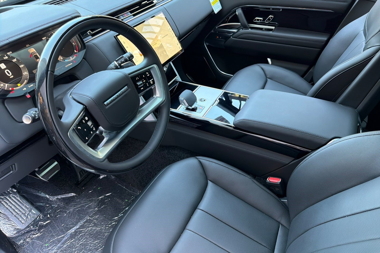 New 2026 Land Rover Range Rover Long Wheelbase Autobiography AWD/4WD image 4