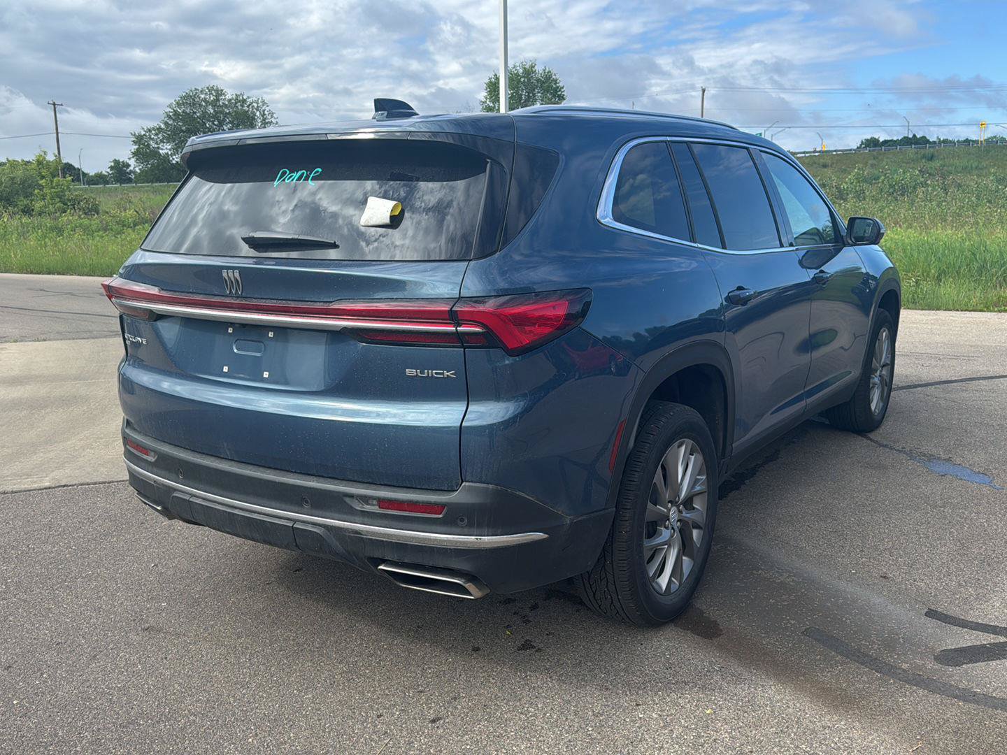 Used 2026 Buick Enclave Preferred AWD/4WD image 5