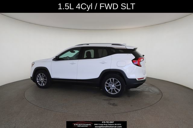 Used 2023 GMC Terrain SLT image 9